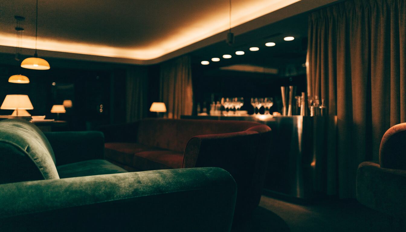 Discovering Manhattan’s Premier Adult Social Club: A Guide to Themed Nights, Etiquette, and Insider Tips