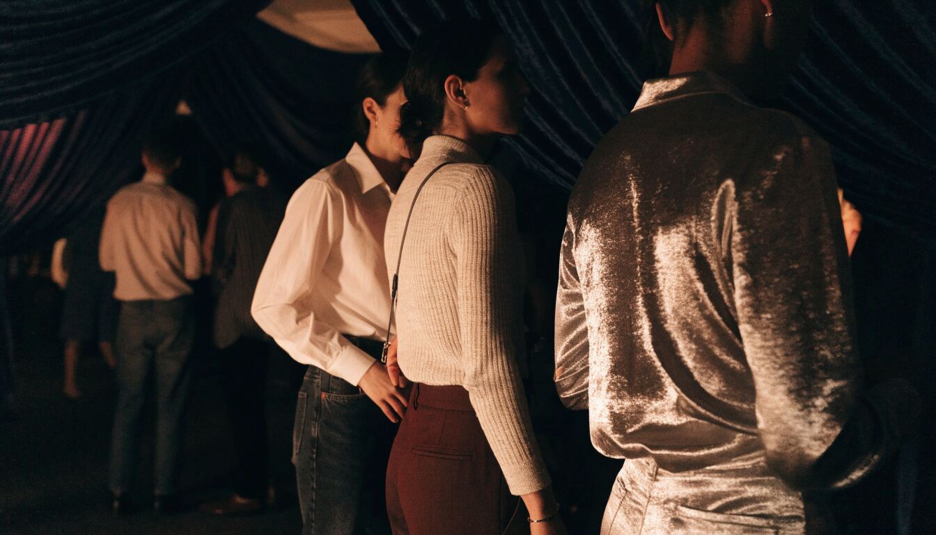 Mastering the Art of the Shadow Affair: A Complete Black Sheet Party Blueprint