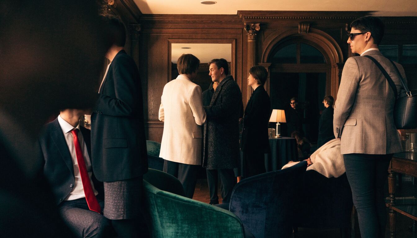 A Night of Elegance and Connection at Club La Marquise