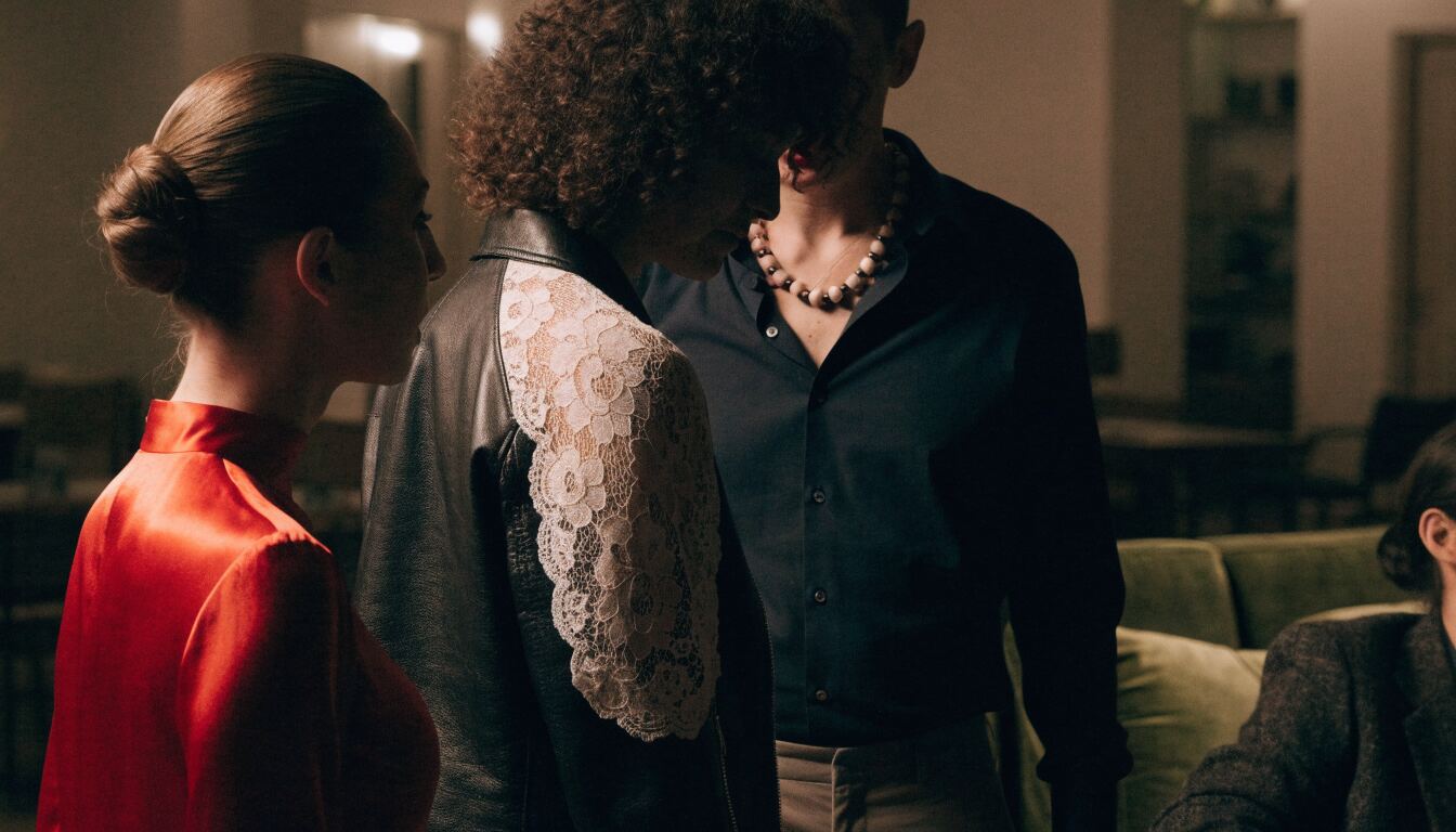 Dressing with Confidence for Baltimore’s Adult Club Scene