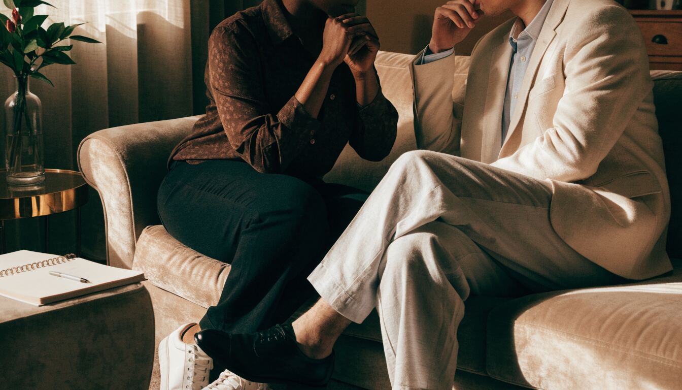 How Honest Conversations Prevent Ambiguous Bonds in Open Relationships